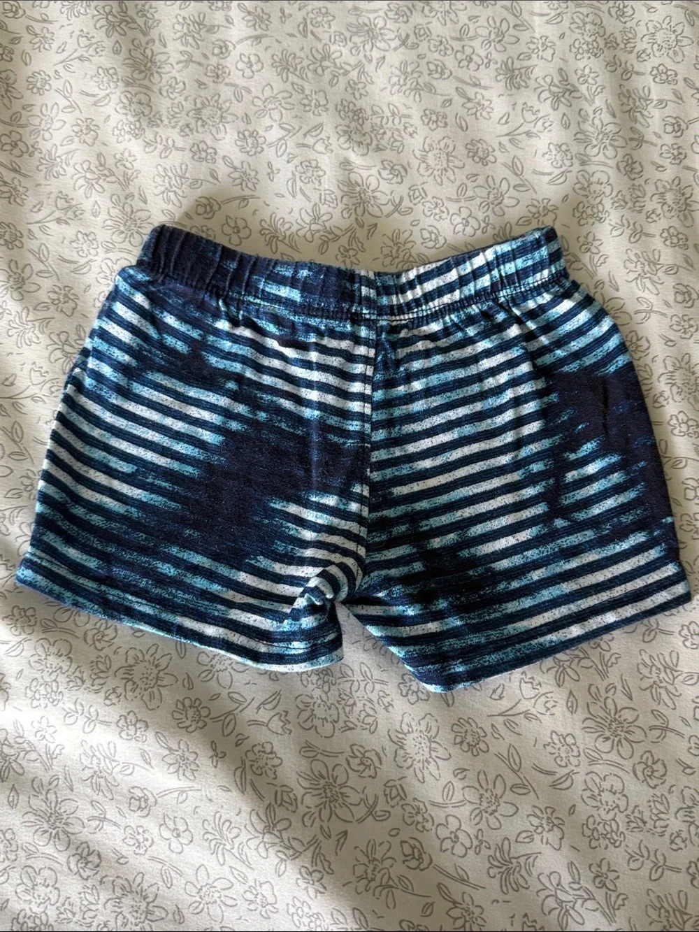The North Face Infant Navy‎ & Light Blue Striped Cotton Shorts Size 0-3 Months